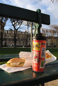 公園で優雅にブランチ 公園で優雅にブランチ