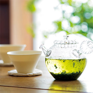 旬のある暮らしvol.3：新茶をいれてみよう｜特集｜LUPICIA Tea