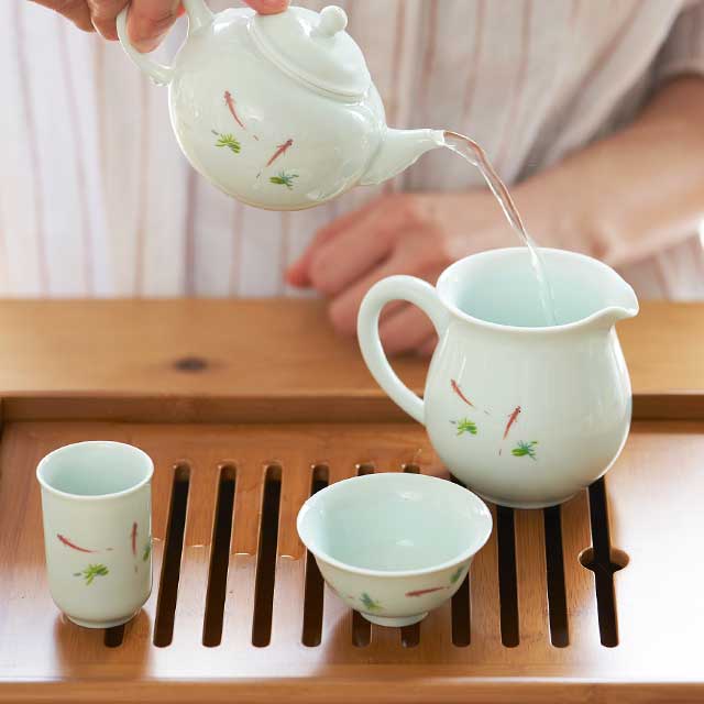 旬のある暮らしvol 5 工夫 クンプー 茶器で楽しむ台湾茶 特集 Lupicia Tea Magazine 世界のお茶専門店 ルピシア 紅茶 緑茶 烏龍茶 ハーブ